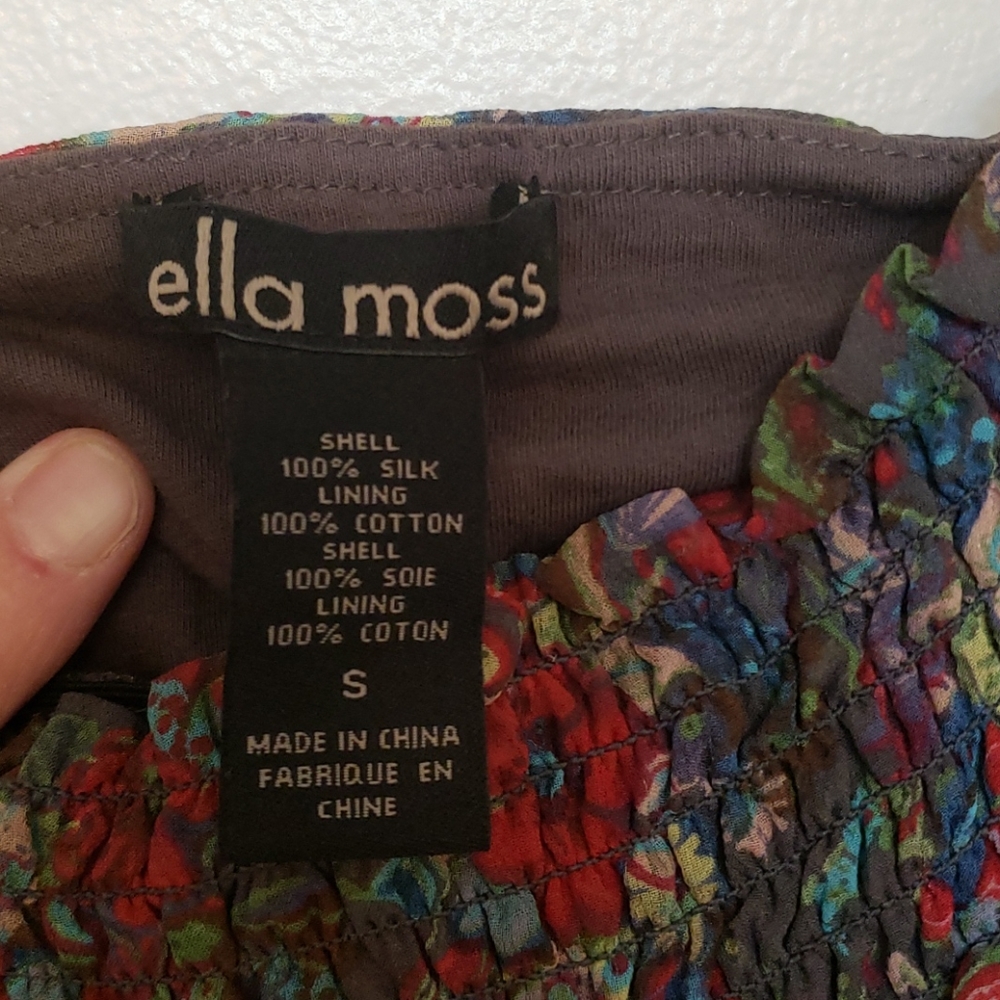 Pretty Silk Ella Moss Top - Picture 5 of 6